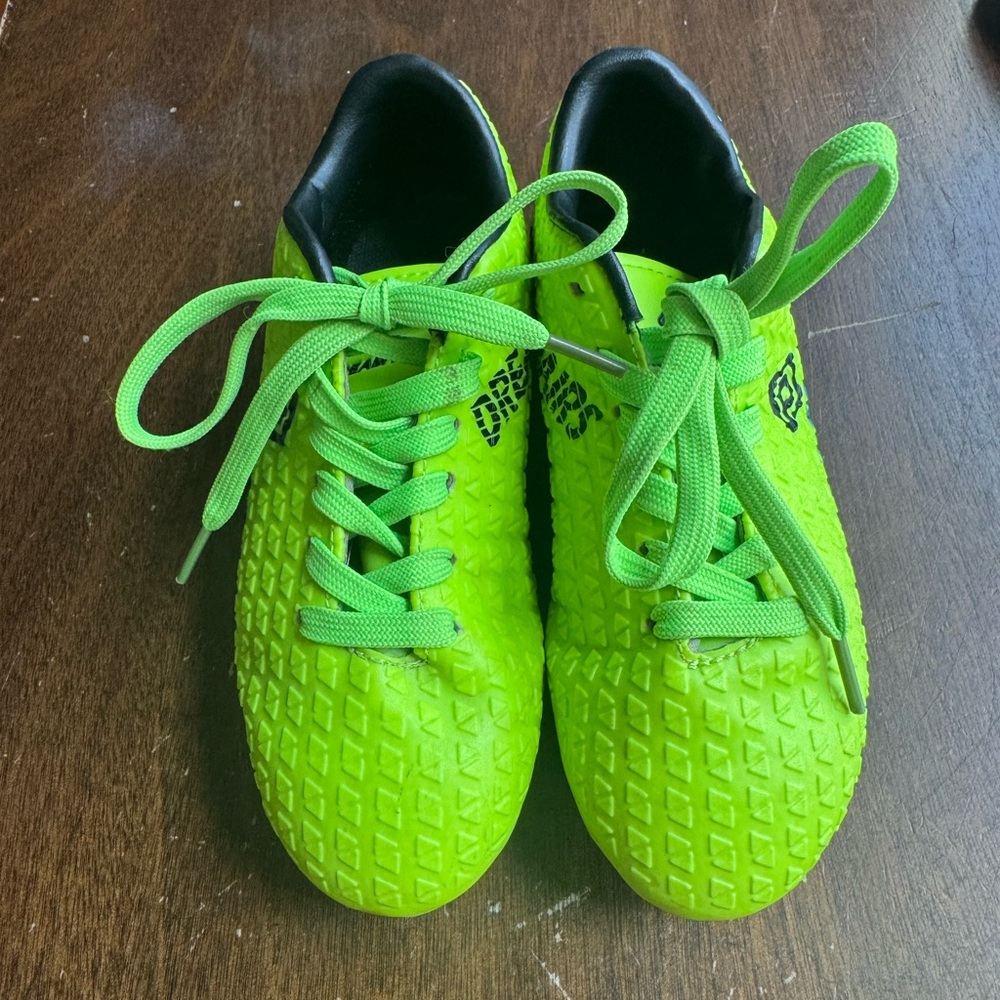 Kids Green Sports Shoes